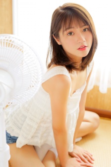 两个山峰一晃一晃